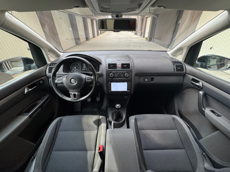 VW Touran 6+ 1, снимка 8 - Автомобили и джипове - 49482776