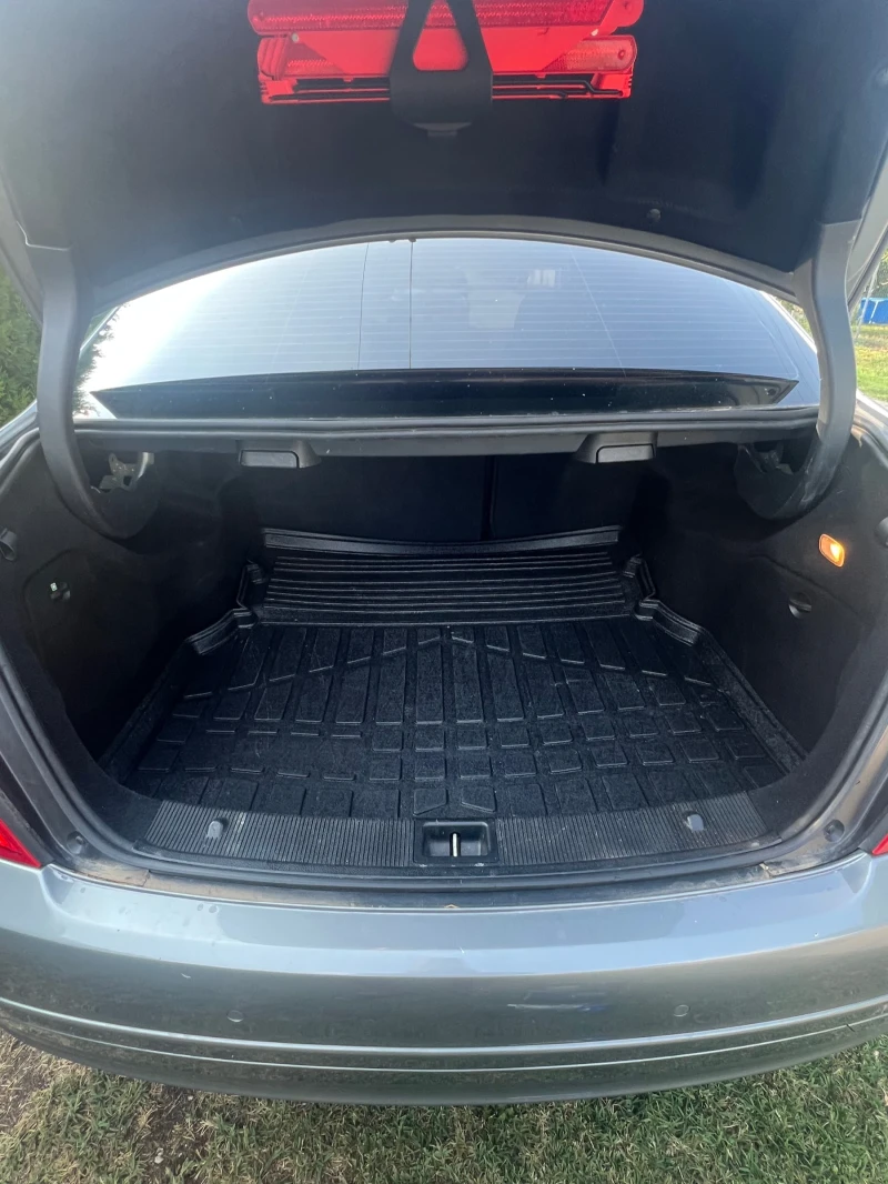 Mercedes-Benz C 200, снимка 8 - Автомобили и джипове - 52256889