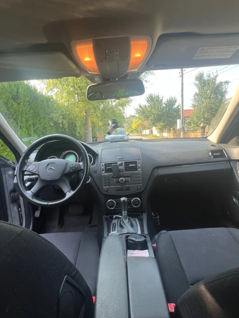 Mercedes-Benz C 200, снимка 10 - Автомобили и джипове - 52256889