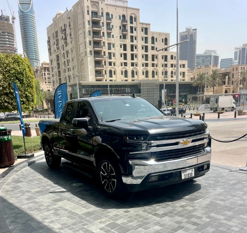 Chevrolet Silverado 1500 5, 3 V8, снимка 17 - Автомобили и джипове - 52247186