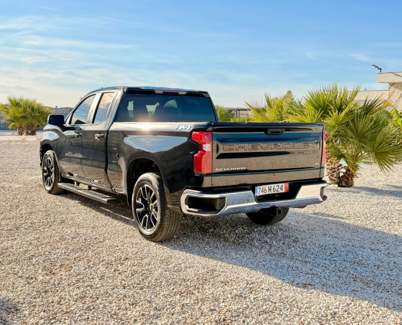 Chevrolet Silverado 1500 5, 3 V8, снимка 5 - Автомобили и джипове - 52247186