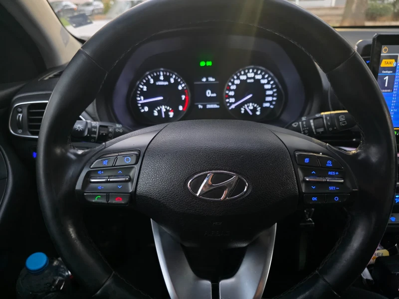 Hyundai I30 1.4 i 100к.с., снимка 9 - Автомобили и джипове - 52771415