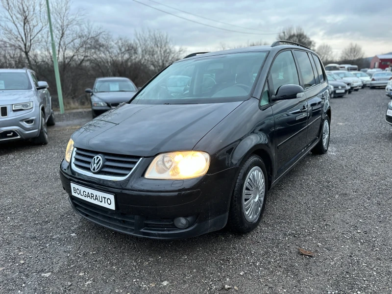 VW Touran 7-места