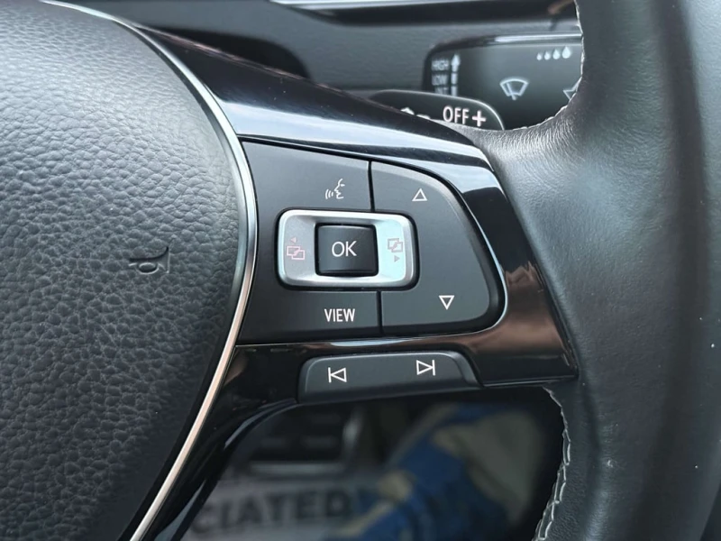 VW Arteon 2.0ТSI 4x4 R-Line , снимка 17 - Автомобили и джипове - 53324600