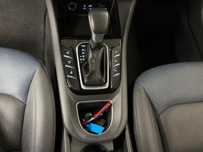 Hyundai Ioniq HYBRID Q, снимка 8 - Автомобили и джипове - 56304296