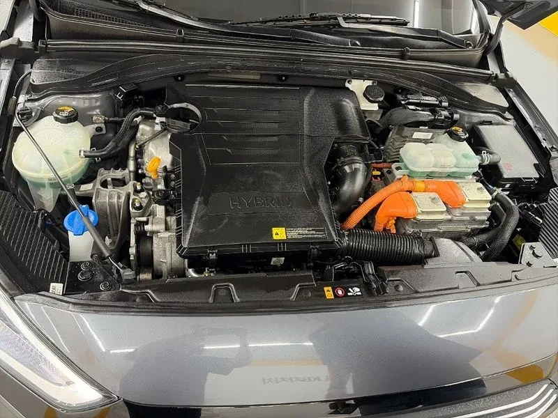 Hyundai Ioniq HYBRID Q, снимка 5 - Автомобили и джипове - 56304296