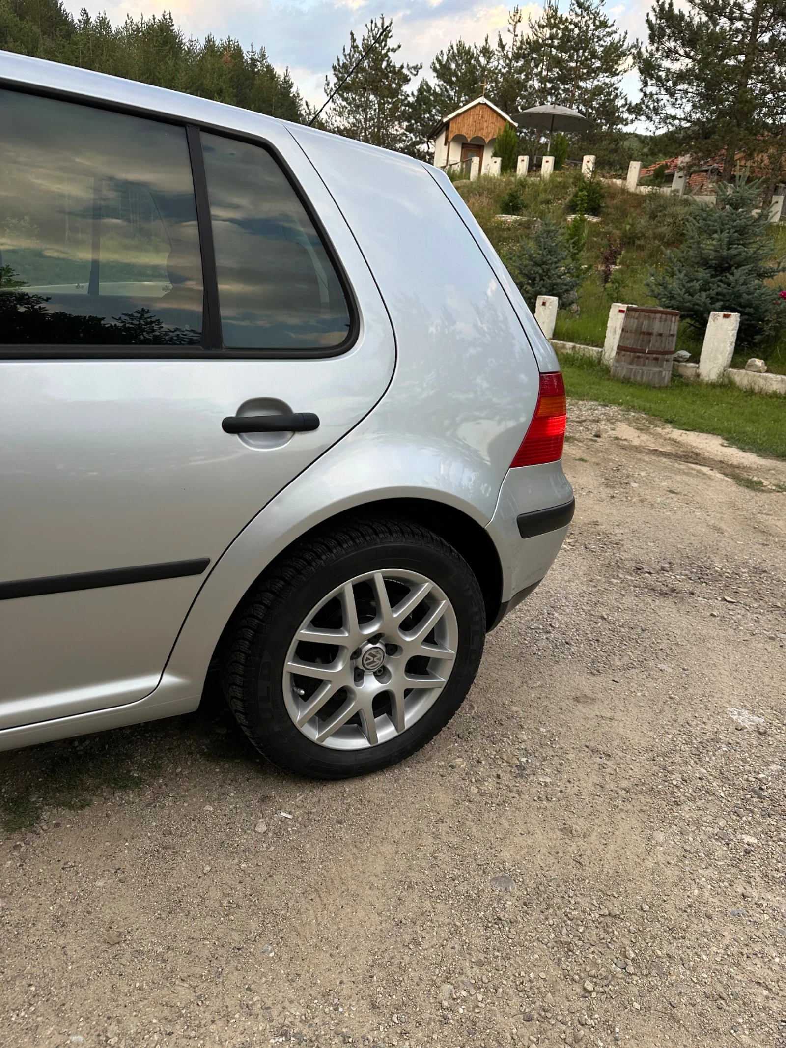 VW Golf 1.9tdi 110hp - изображение 9