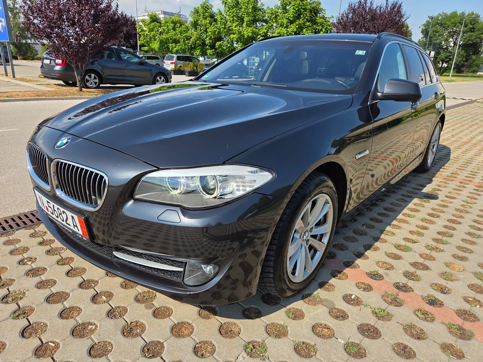 BMW 525 Luxuri - изображение 8