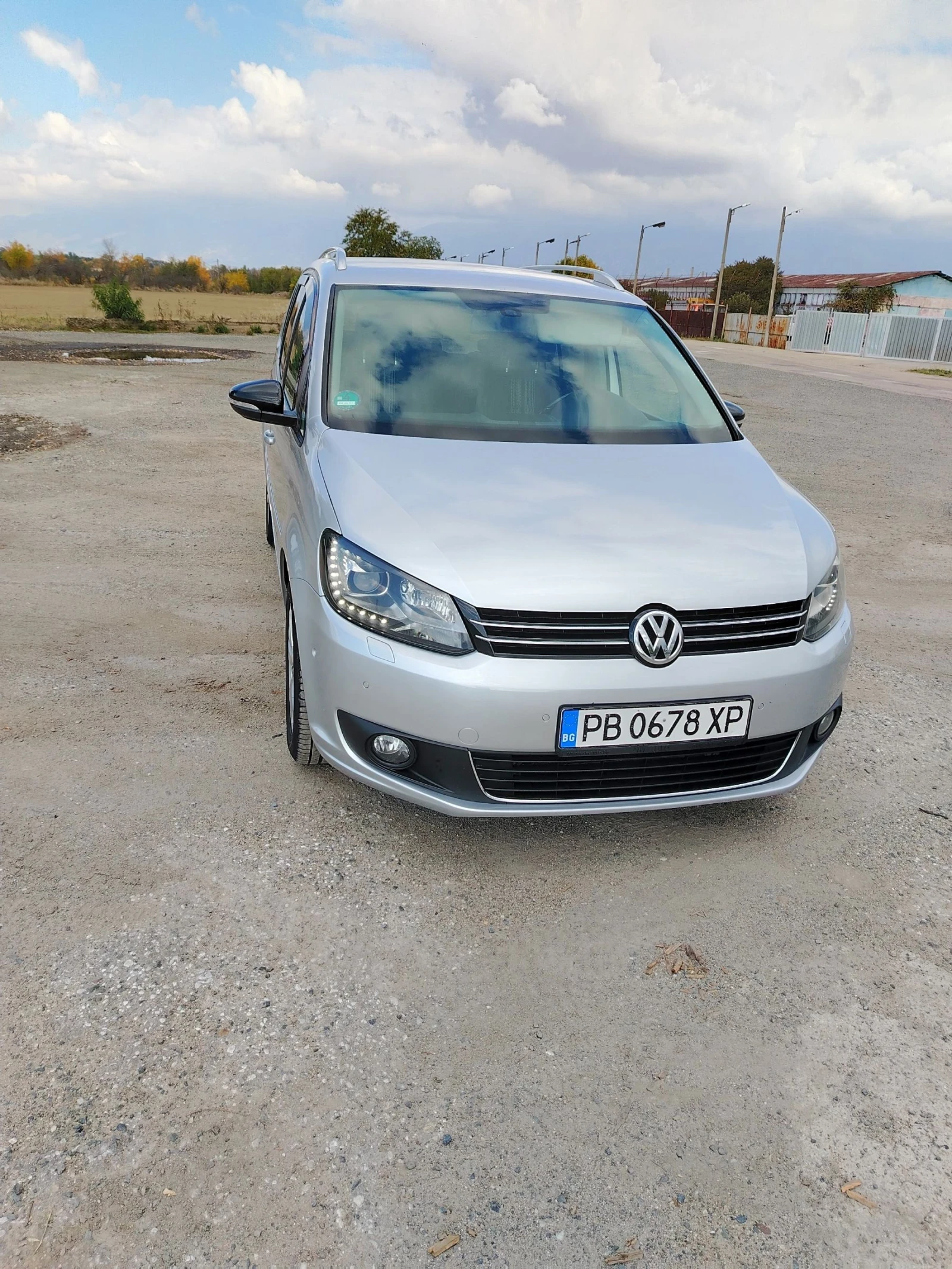 VW Touran 2000смTDI, DSG,  | Mobile.bg — изображение 3