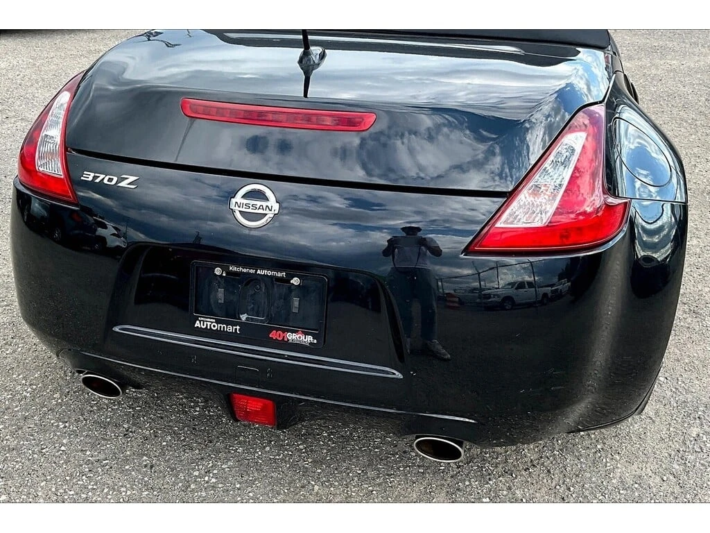 Nissan 370Z * Touring Sport Manual * CARFAX *   | Mobile.bg   17