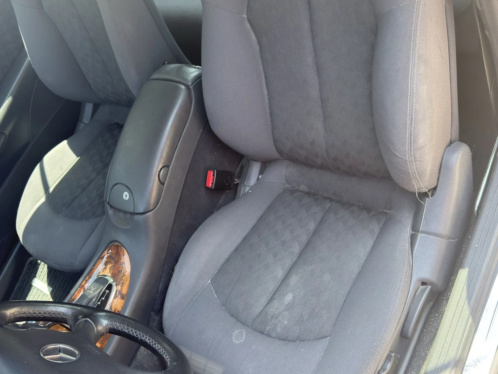 Mercedes-Benz CLK 2.6i, Euro4 - изображение 10