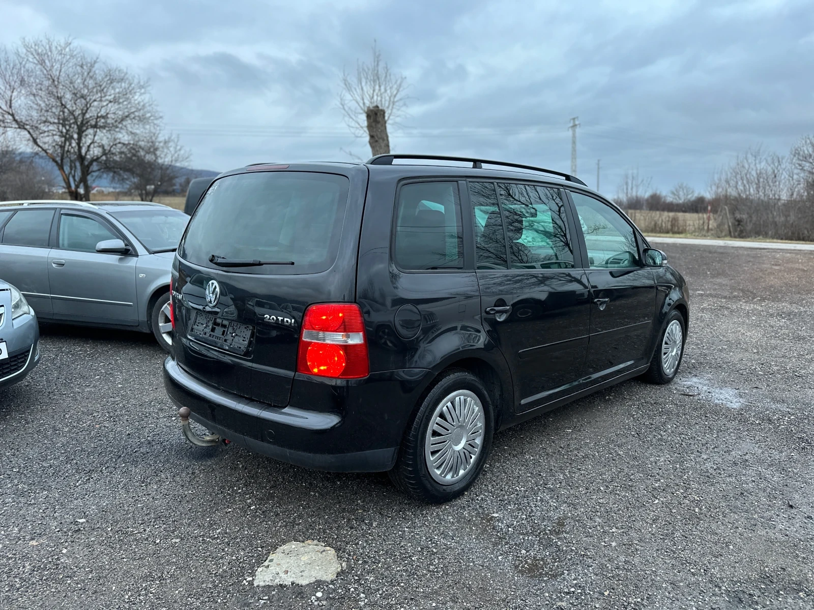 VW Touran 7-места - изображение 5