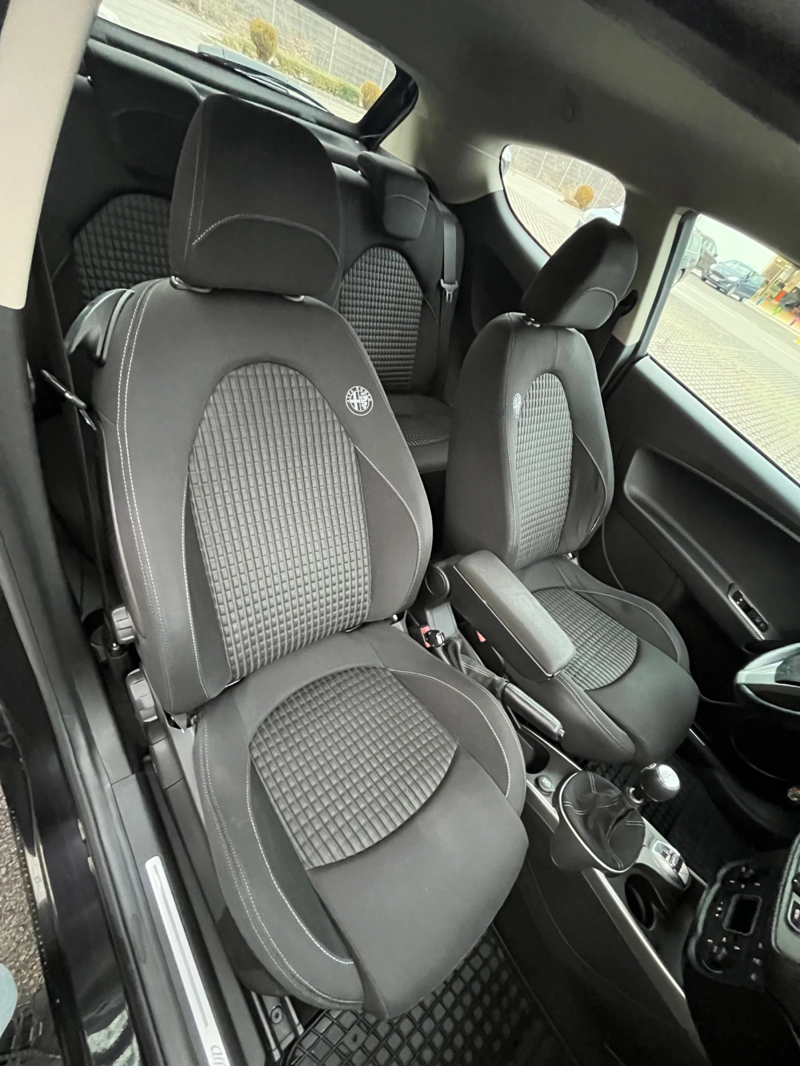 Alfa Romeo MiTo 1.4 �  155�.� ��� | Mobile.bg � ����������� 14