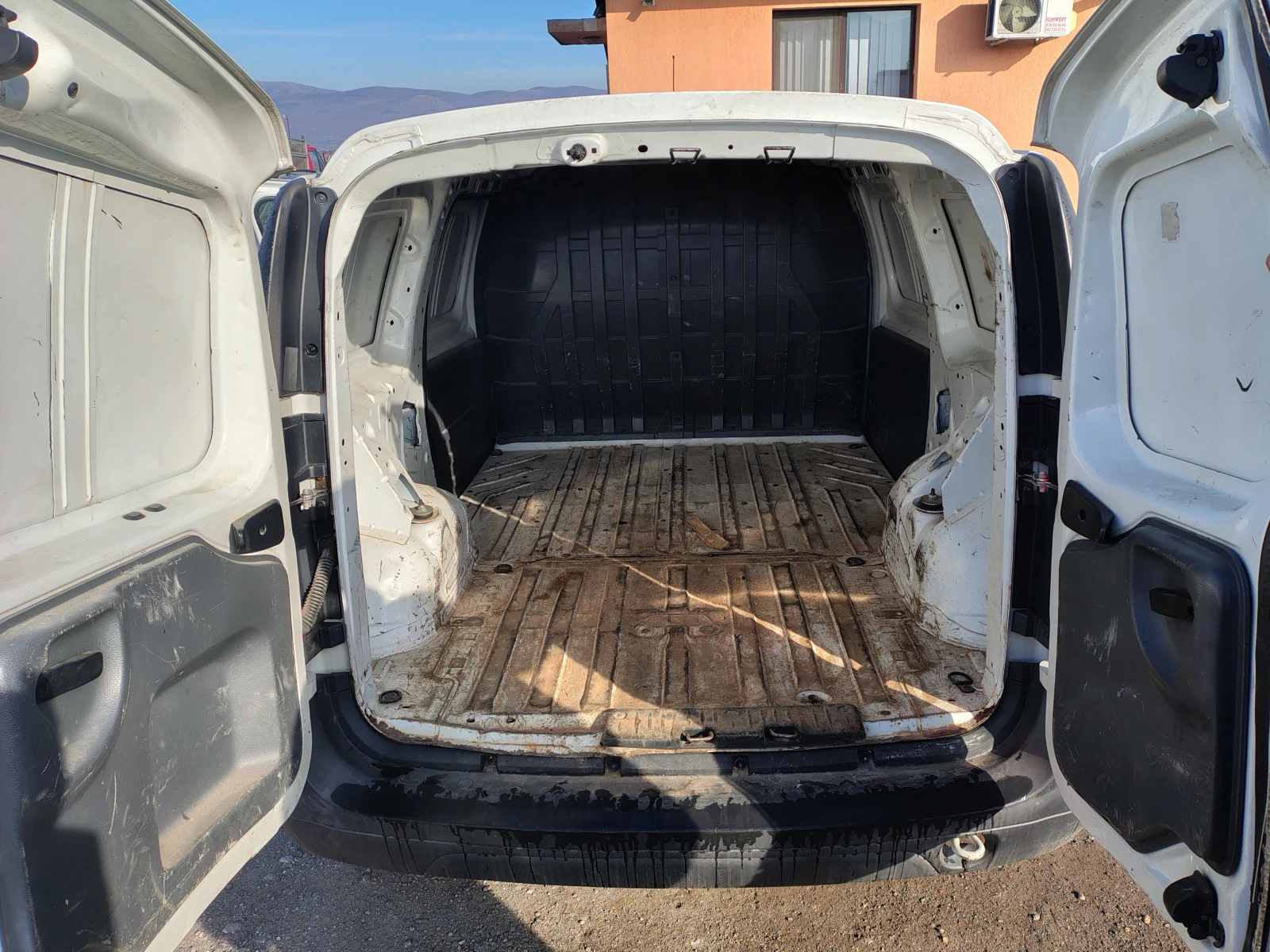 Dacia Logan 1.5 DCI | Mobile.bg � ����������� 12