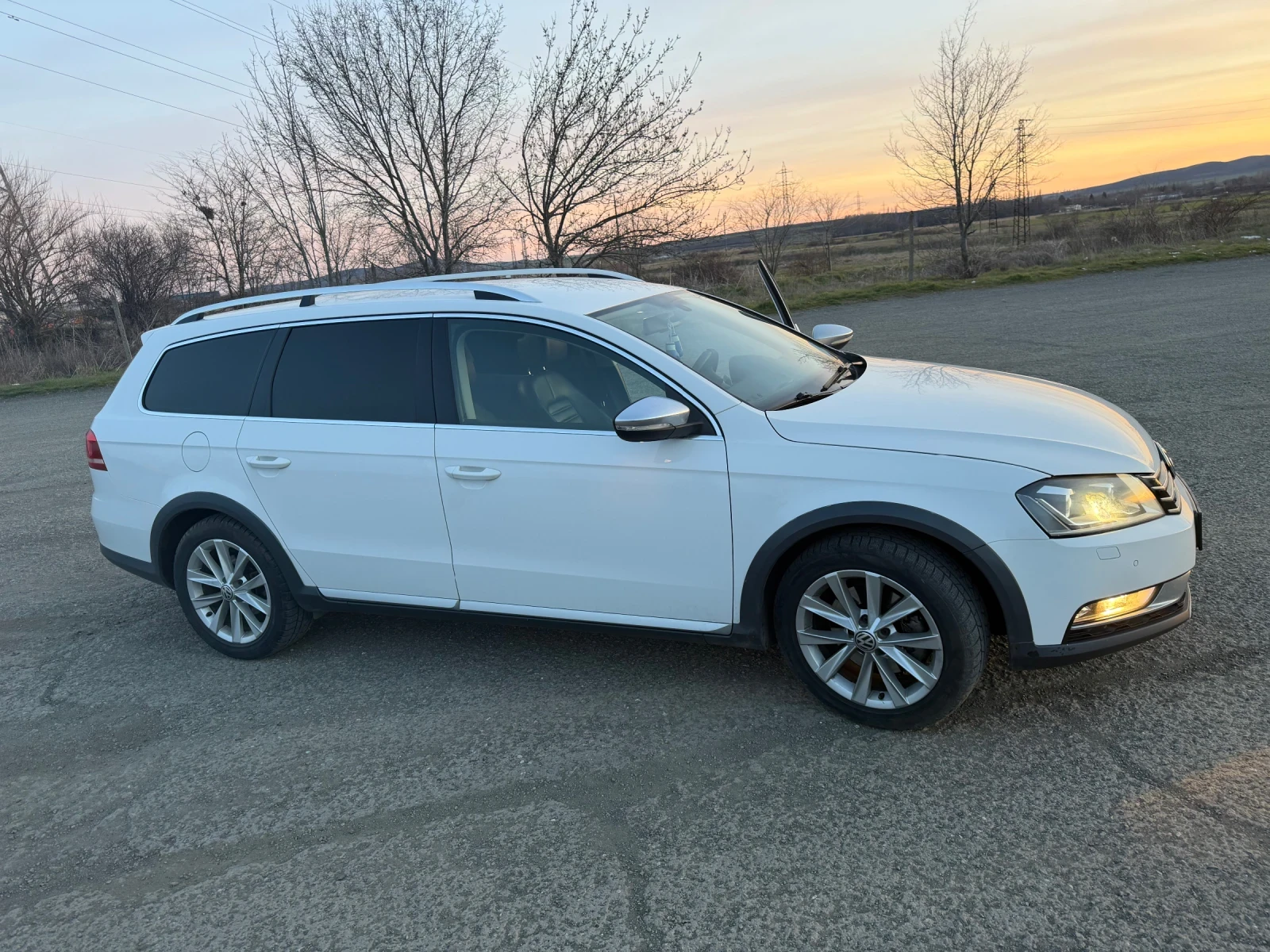 VW Alltrack 2.0 177, снимка 2 - Автомобили и джипове - 53758695