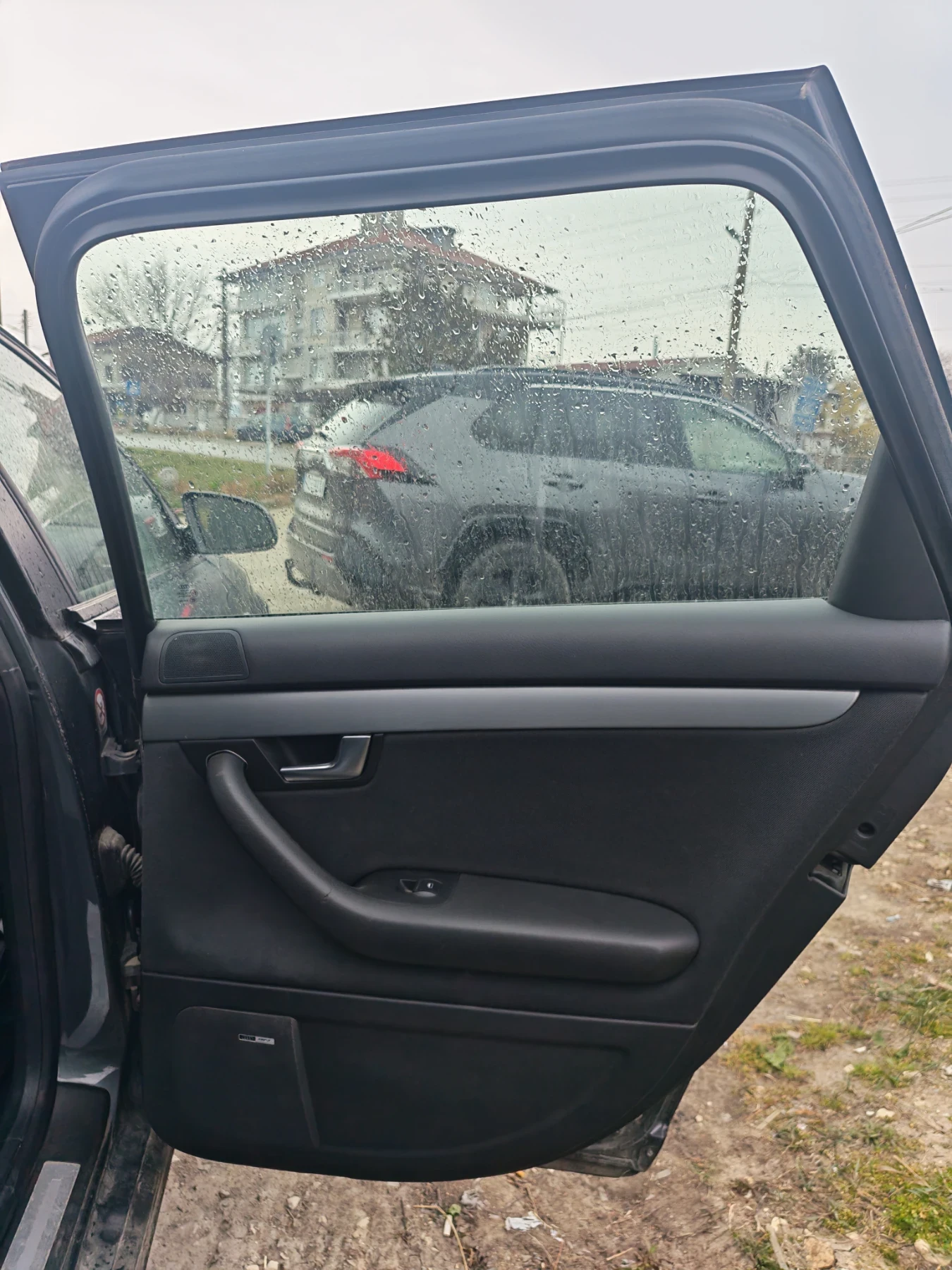 Audi A4 4х4, снимка 5 - Автомобили и джипове - 54316342