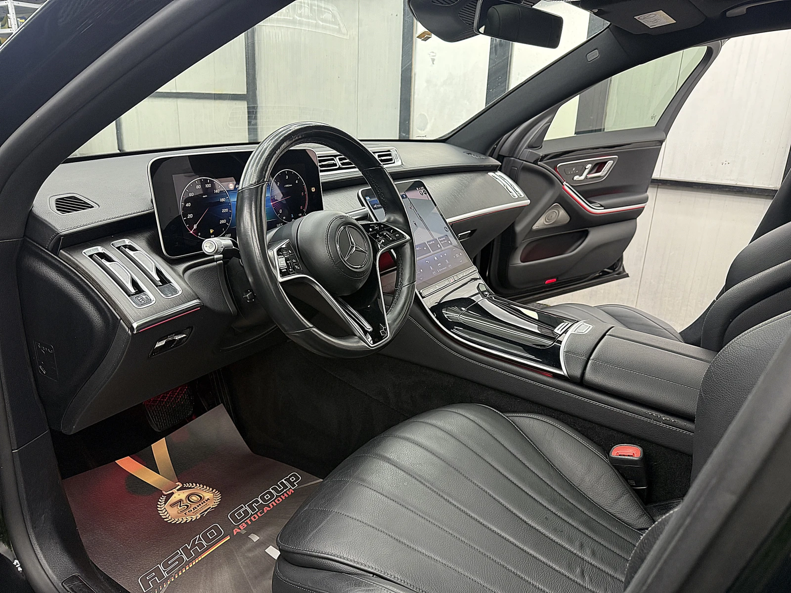 Mercedes-Benz S 350 BRABUS-900/LONG/PANORAMA/4-Matic/СОБСТВЕН ЛИЗИНГ, снимка 15 - Автомобили и джипове - 54065678