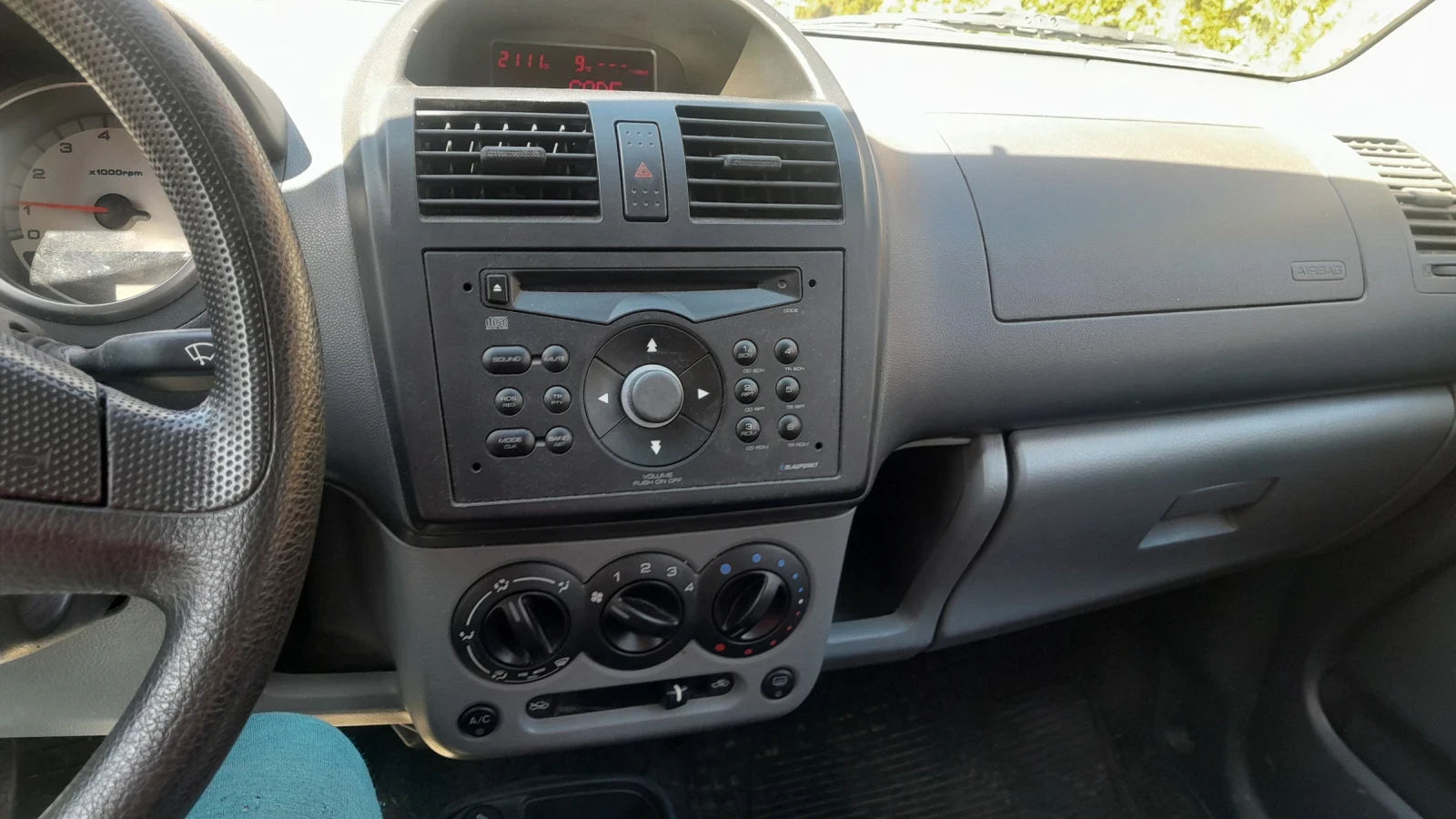 Subaru G3x justy 1.3 бензин 4x4, снимка 6 - Автомобили и джипове - 54325518