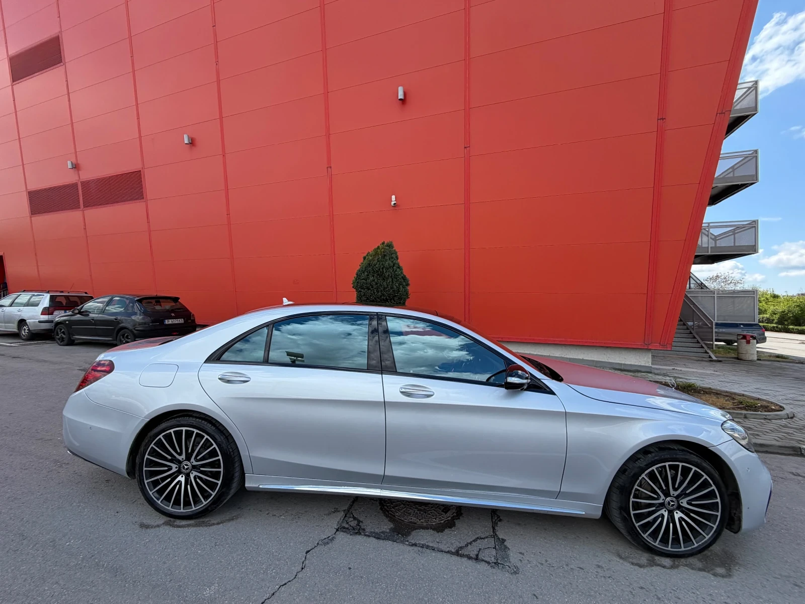 Mercedes-Benz S 560 85000км* Обслужен* Уникат, снимка 4 - Автомобили и джипове - 54377576