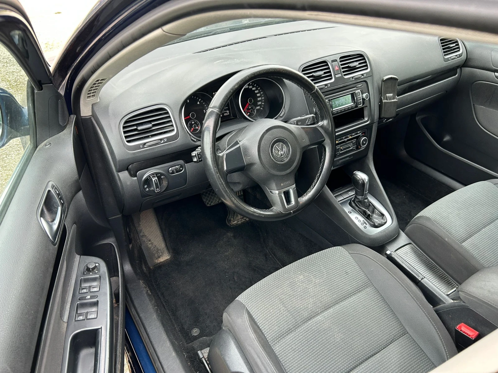 VW Golf АВТОМАТИК, снимка 9 - Автомобили и джипове - 54382872