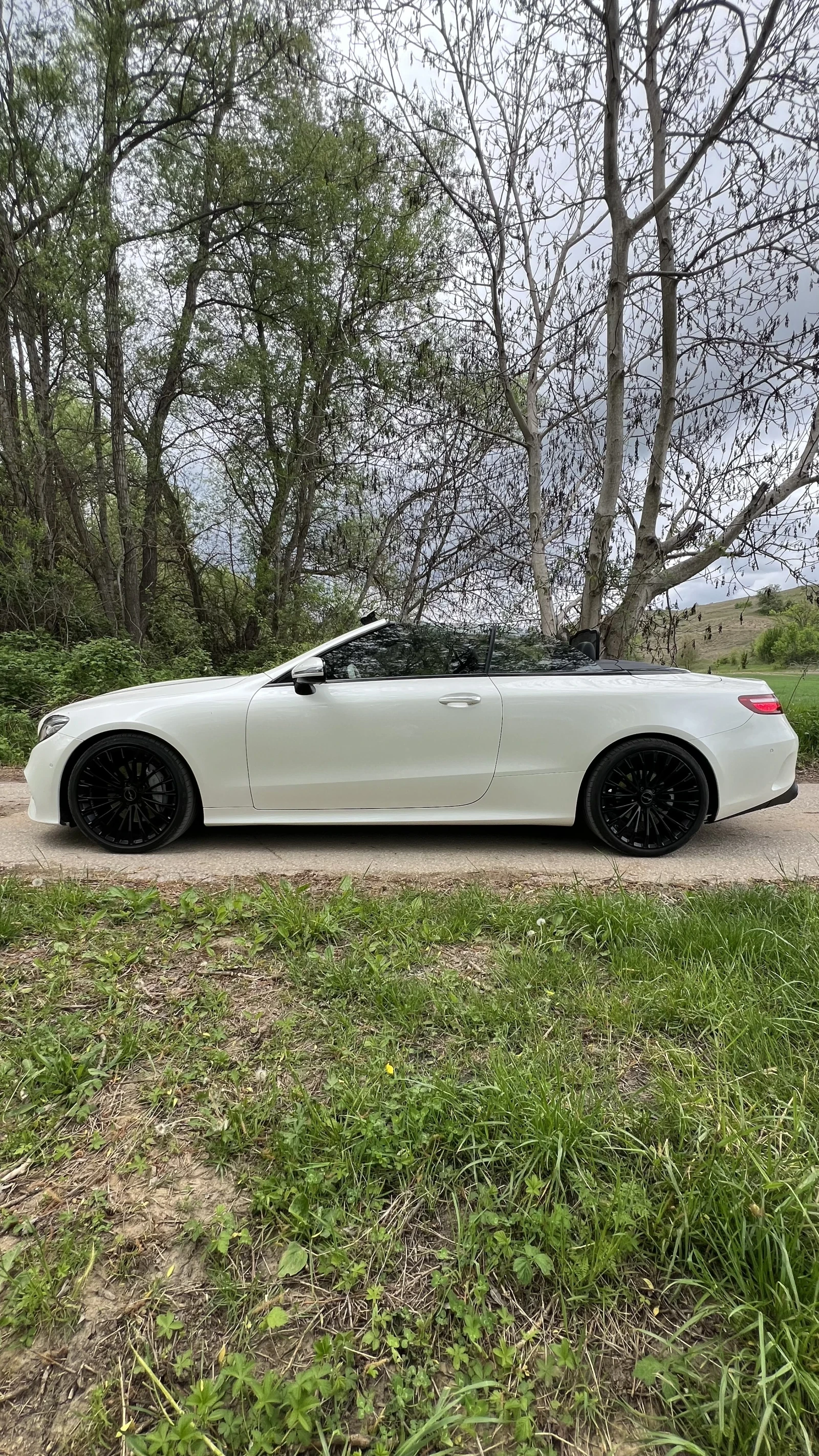 Mercedes-Benz E 220 Cabriolet, снимка 17 - Автомобили и джипове - 54490701