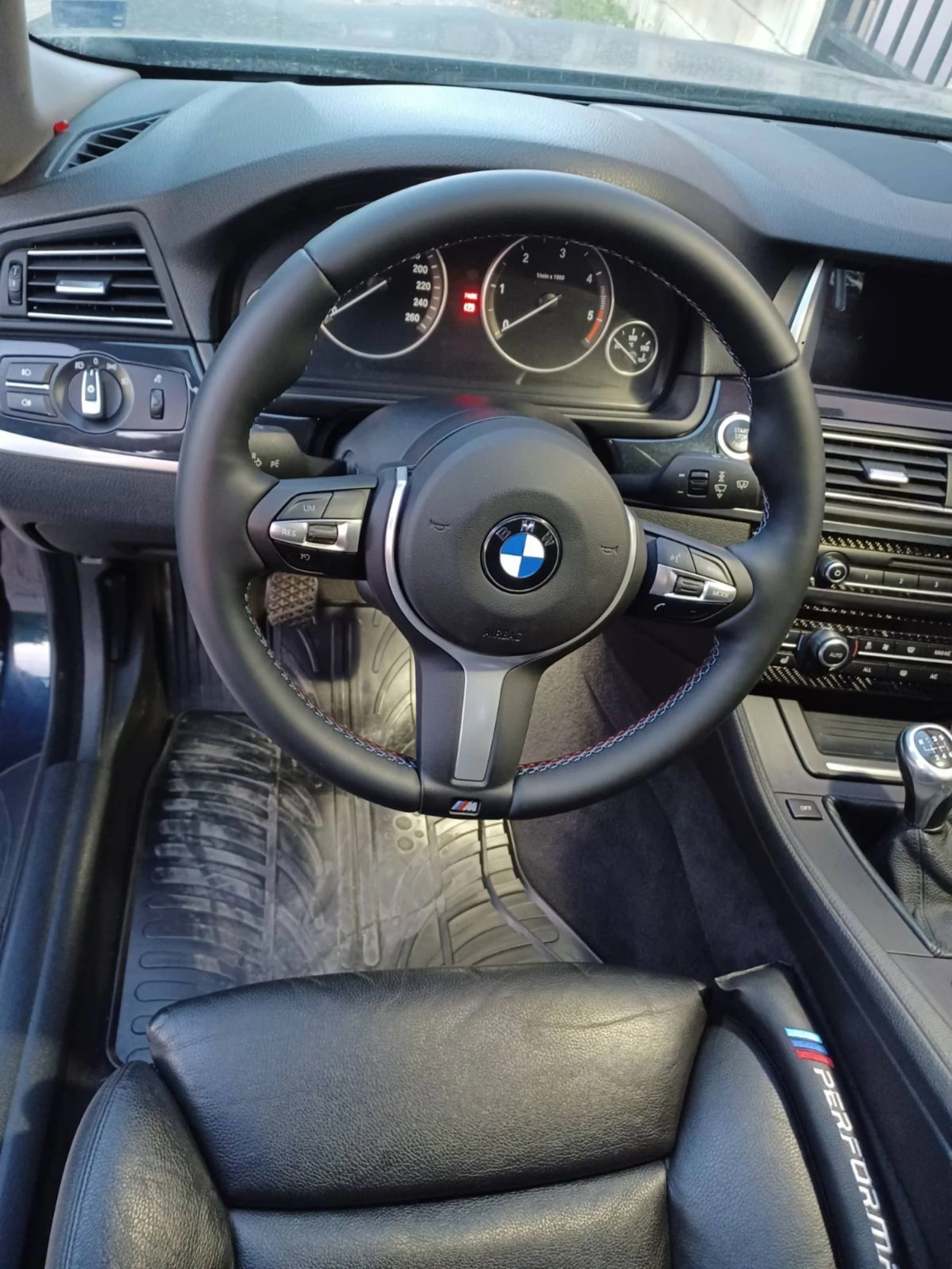 BMW 525, снимка 14 - Автомобили и джипове - 54500261