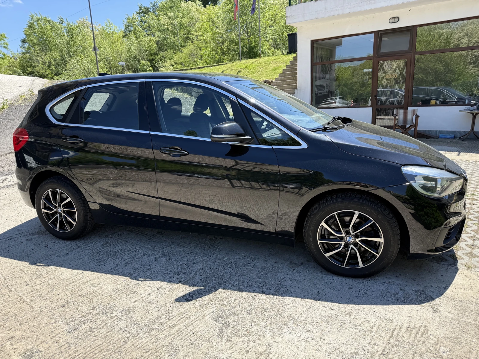 BMW 218 d Active Tourer, снимка 3 - Автомобили и джипове - 54595247