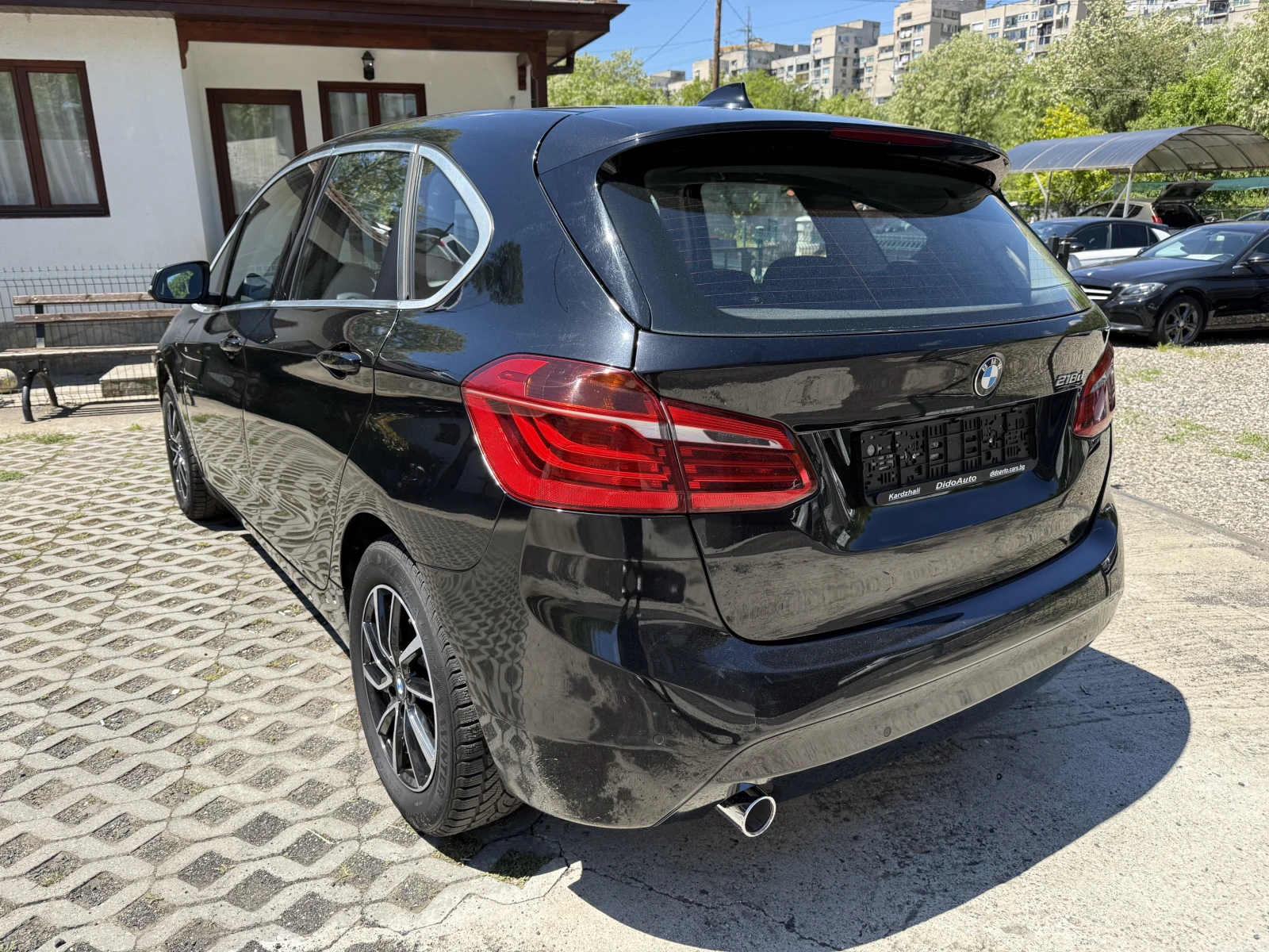 BMW 218 d Active Tourer, снимка 6 - Автомобили и джипове - 54595247