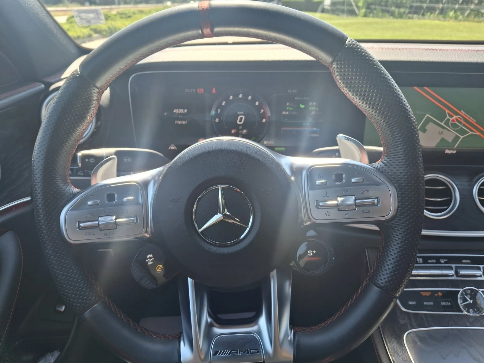 Mercedes-Benz E 53 AMG 4MATIC+ , снимка 10 - Автомобили и джипове - 54861761