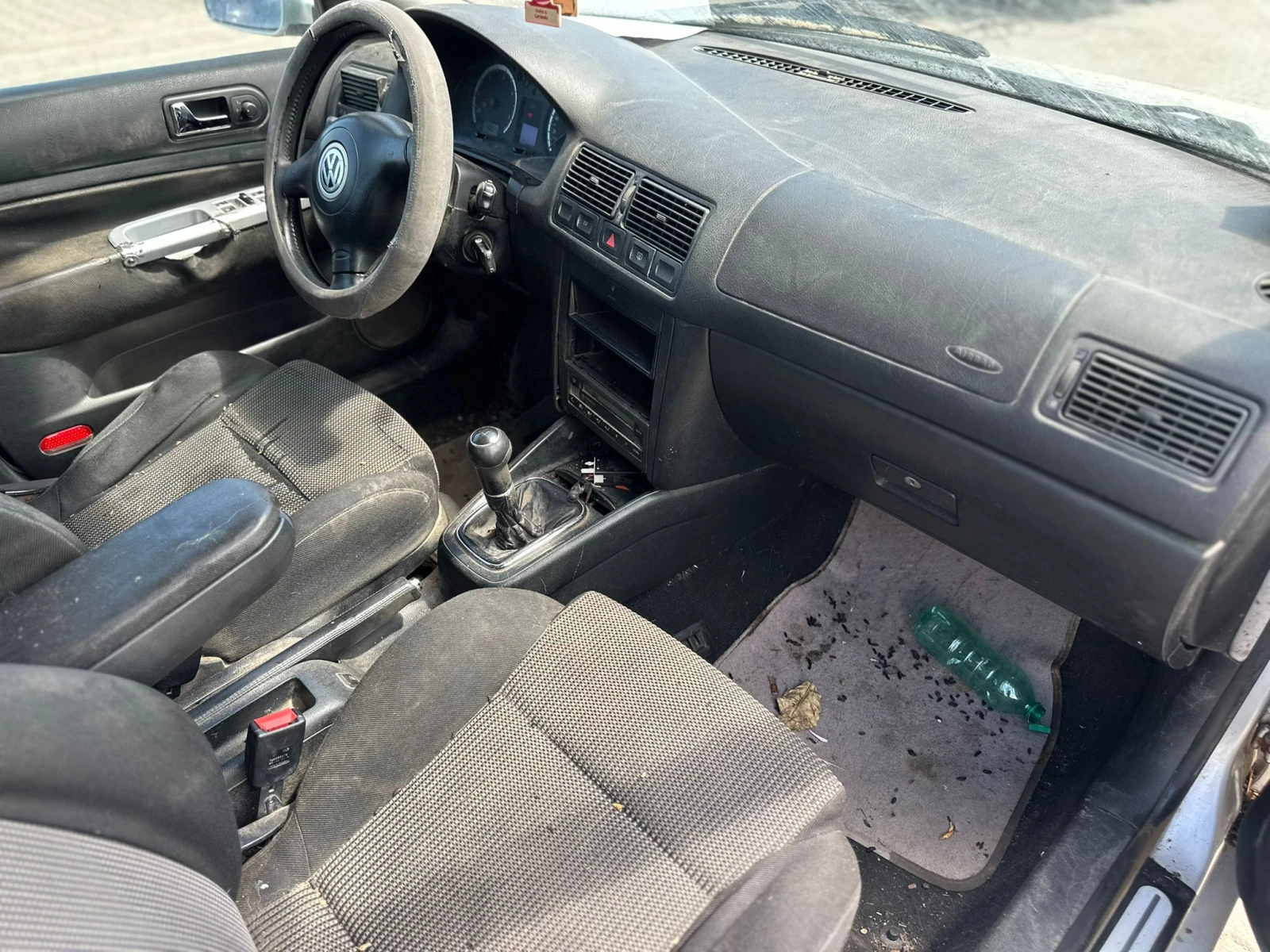 VW Golf / 1.9 TDI / 101 HP / , снимка 9 - Автомобили и джипове - 54943122