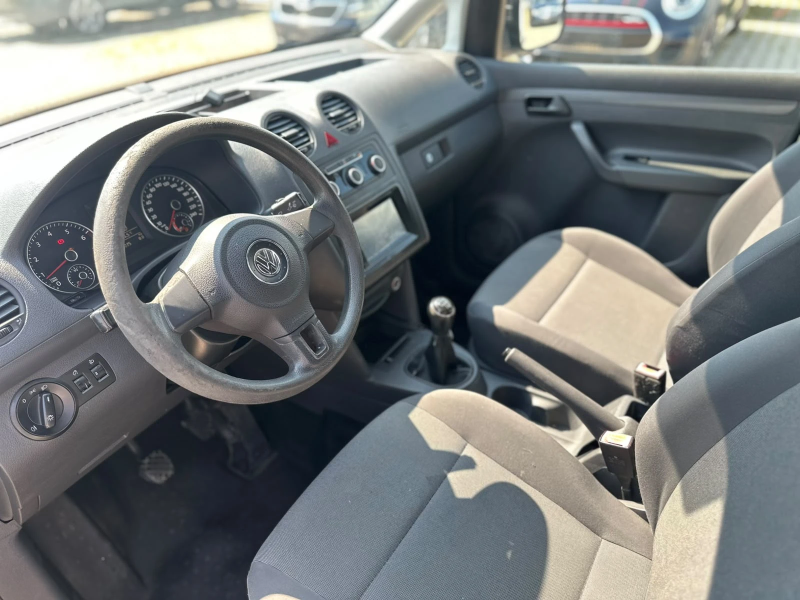 VW Caddy / 2.0i / МЕТАН / EURO 5 /, снимка 9 - Автомобили и джипове - 55010355