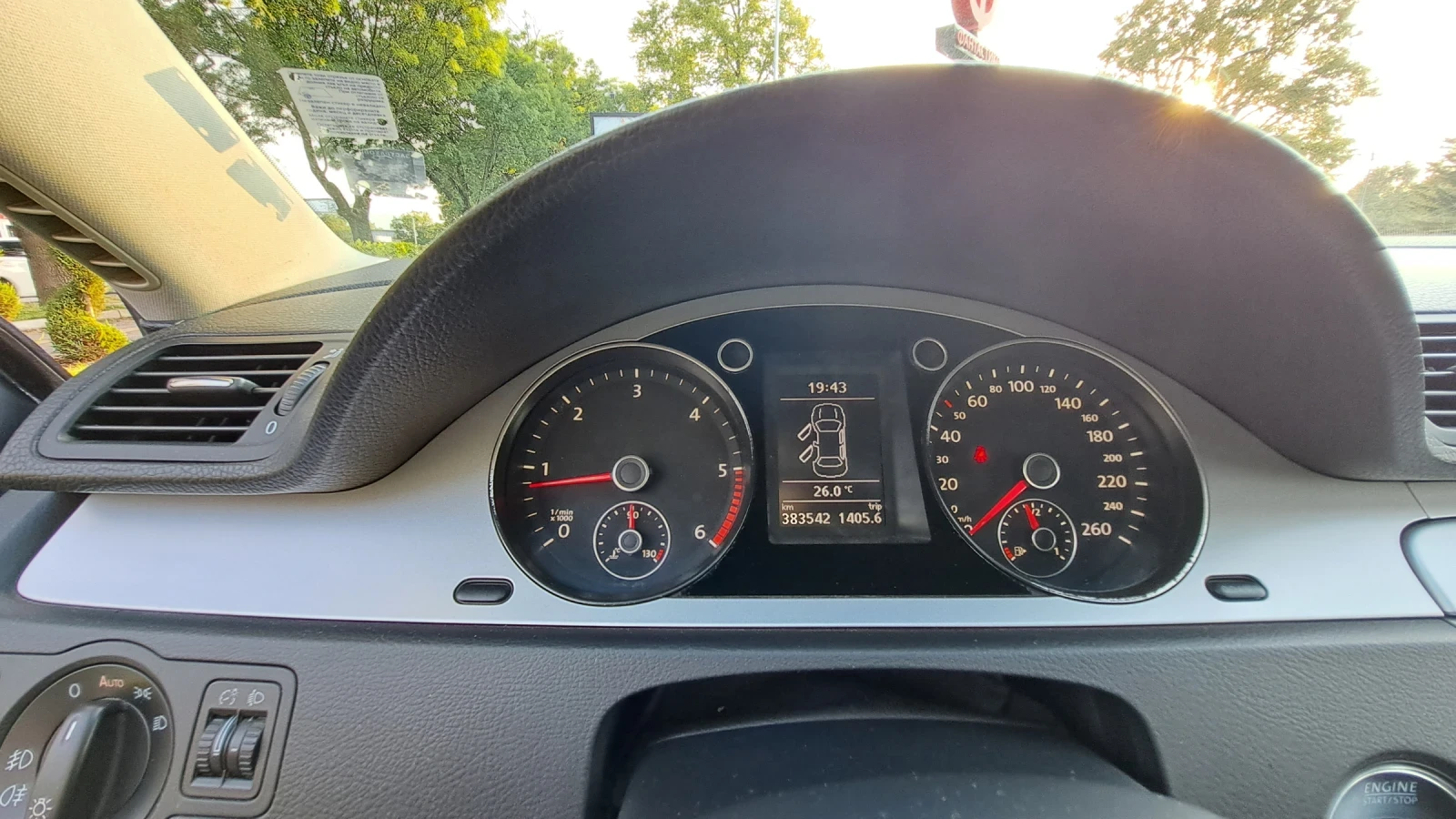 VW Passat, снимка 15 - Автомобили и джипове - 55335468