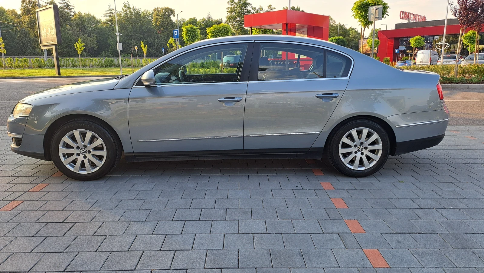 VW Passat, снимка 4 - Автомобили и джипове - 55335468