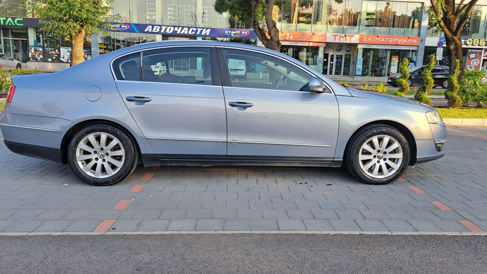 VW Passat, снимка 8 - Автомобили и джипове - 55335468
