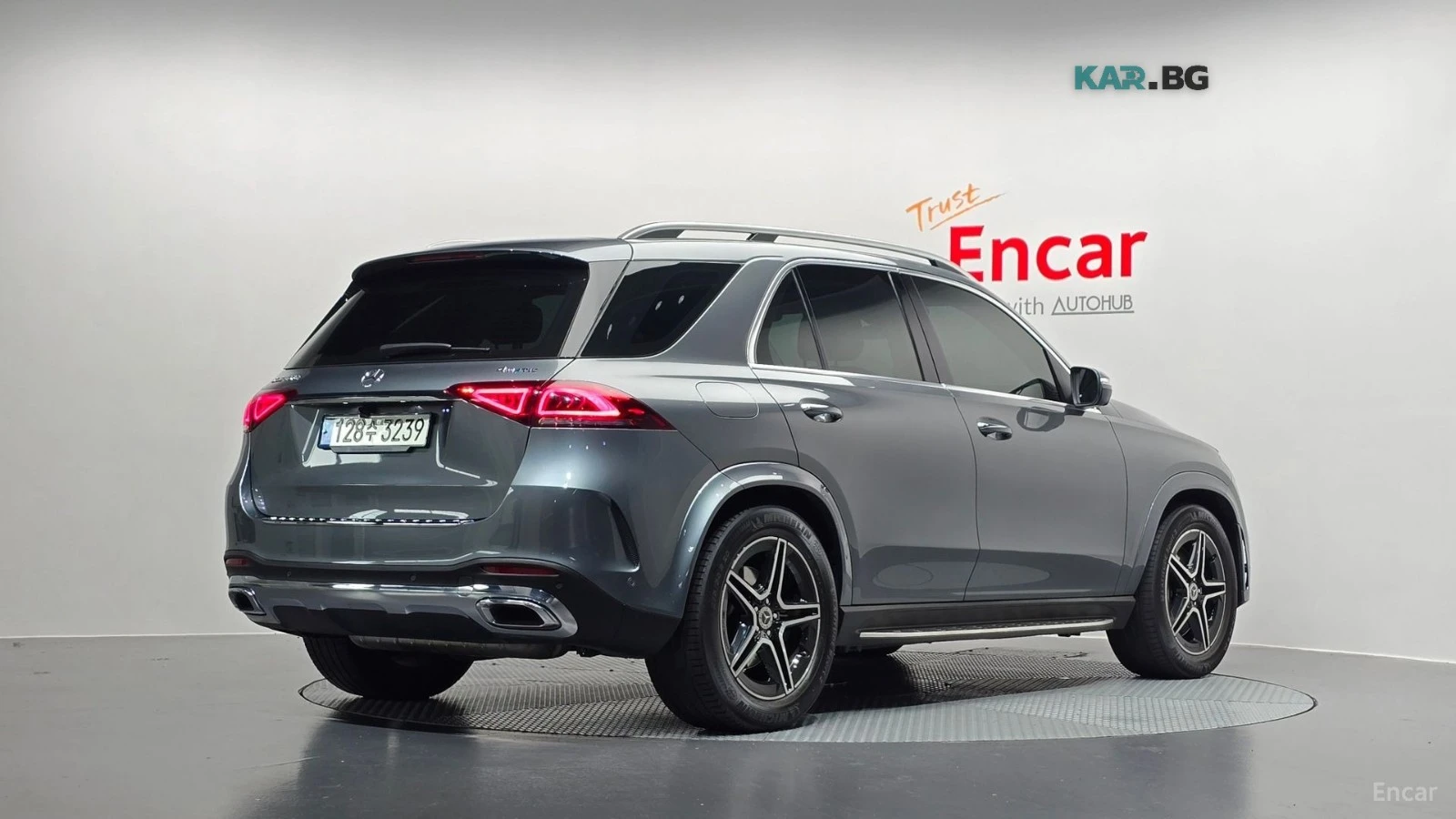 Mercedes-Benz GLE 450 4MATIC* HUD* 360* КОЖА* ОБДУХ* НАВИ* ПАНО, снимка 2 - Автомобили и джипове - 55741991
