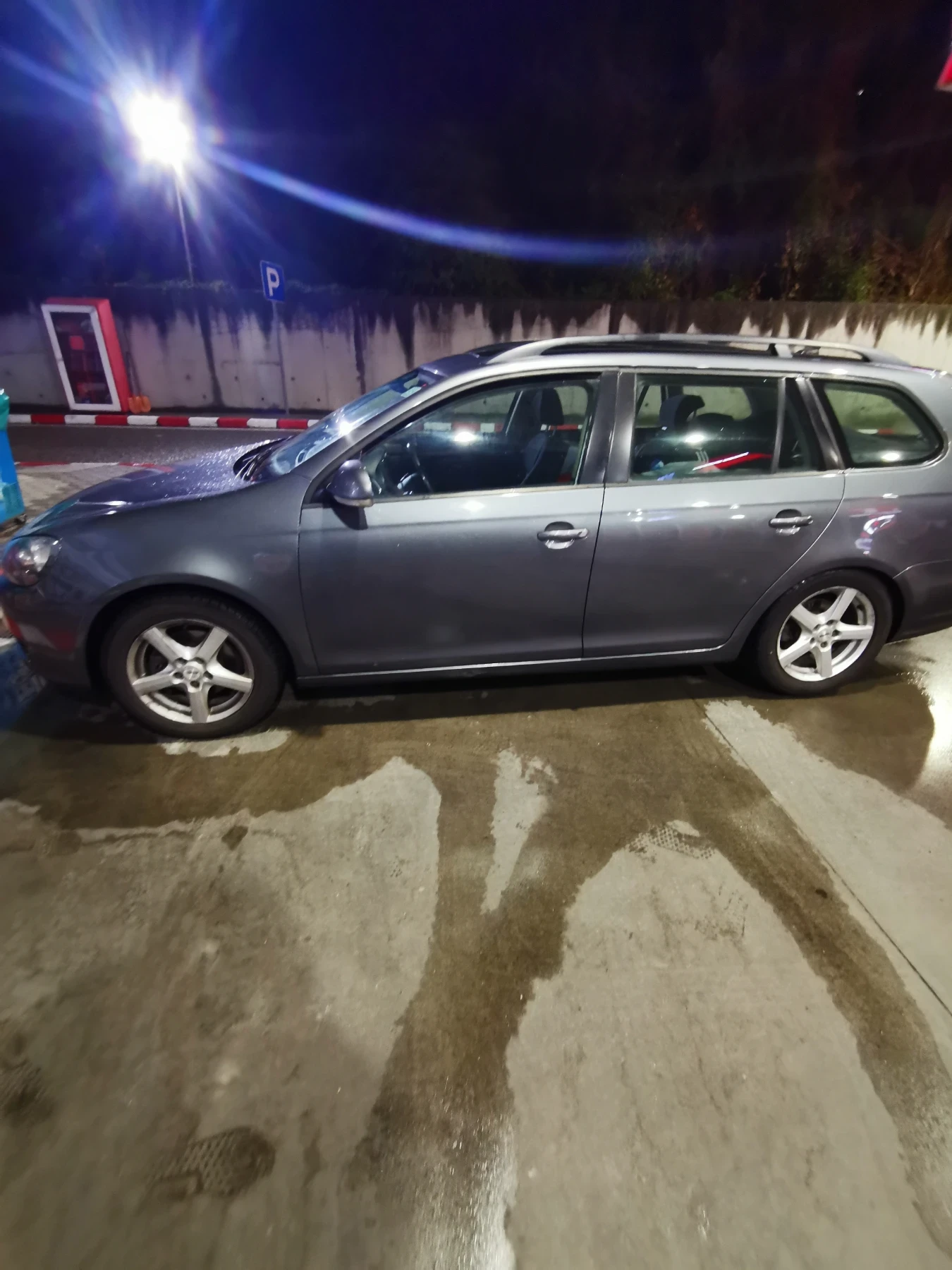 VW Golf 1.6tdi , снимка 6 - Автомобили и джипове - 56735718