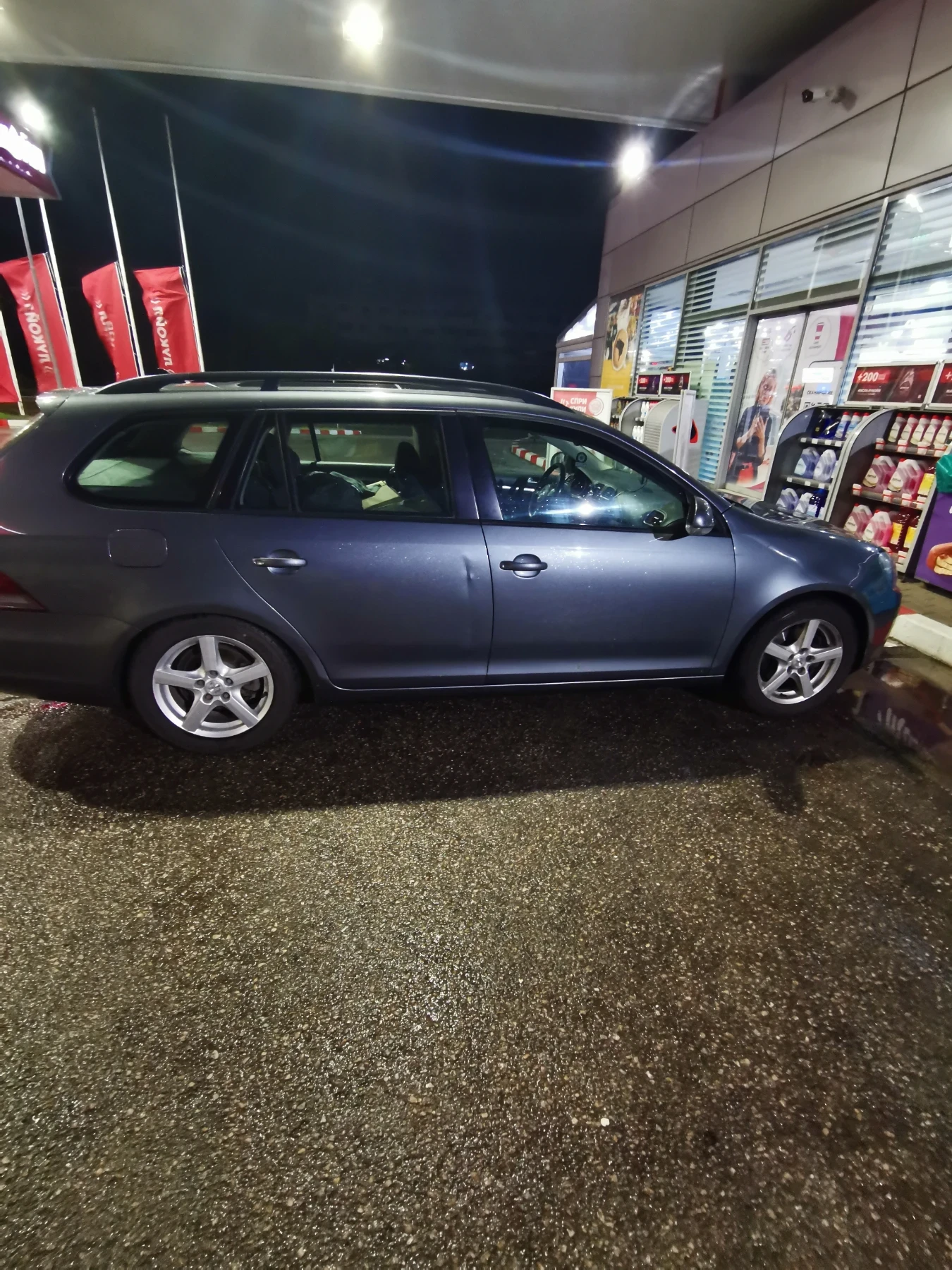 VW Golf 1.6tdi , снимка 5 - Автомобили и джипове - 56735718