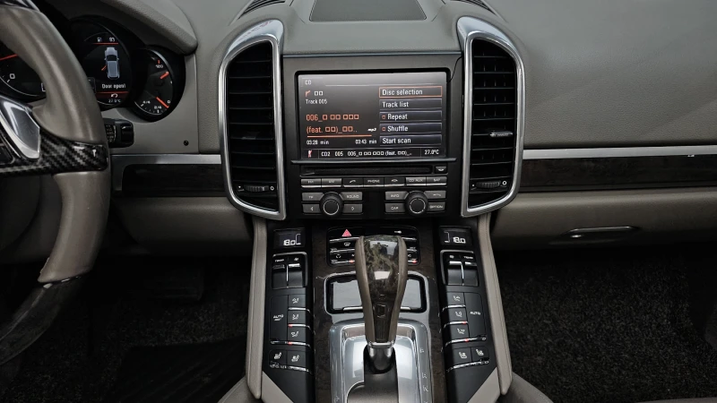 Porsche Cayenne 3.0 autogeorge.com, снимка 14 - Автомобили и джипове - 52015835