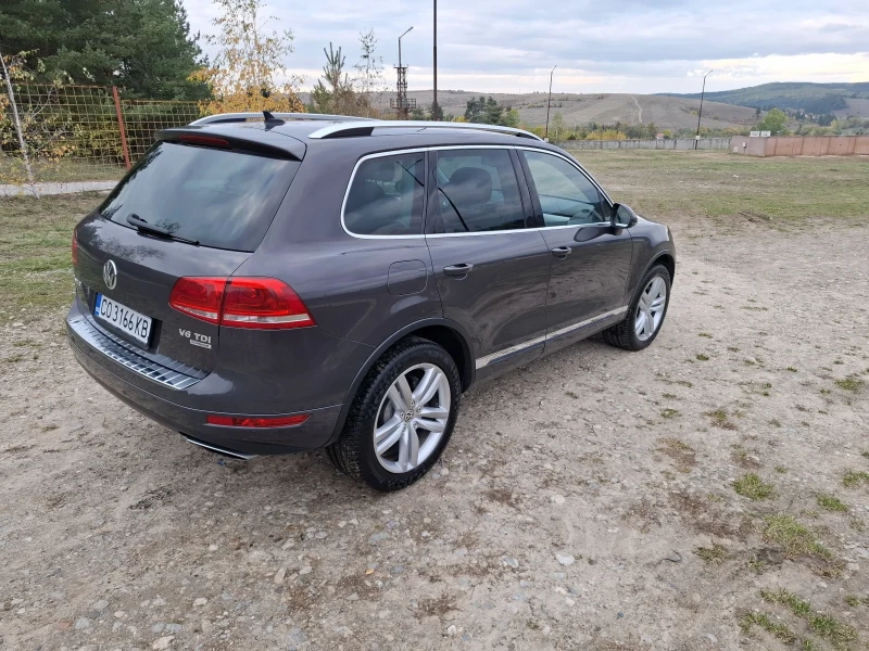 VW Touareg, снимка 10 - Автомобили и джипове - 52068889