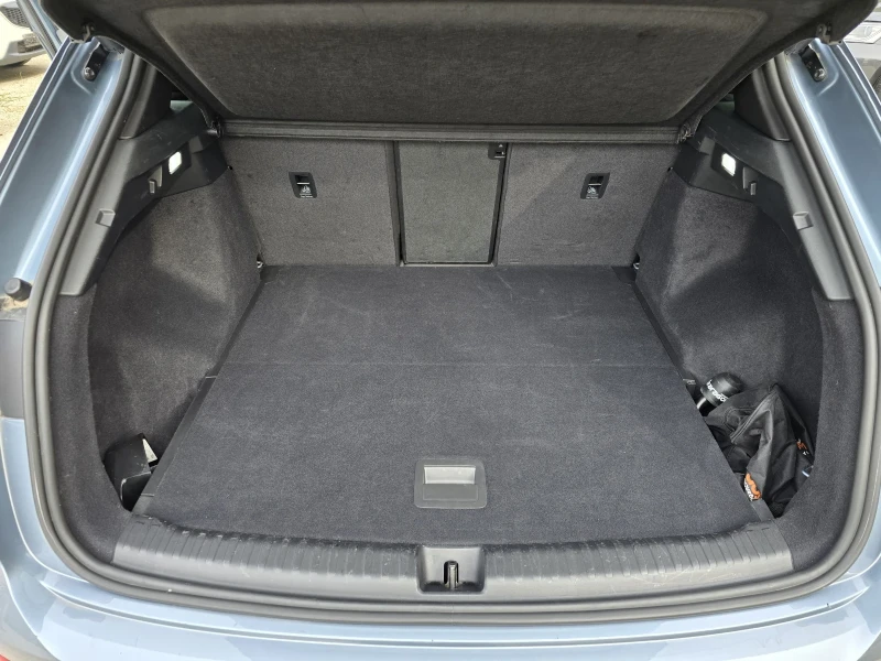 Audi Q4 50 E-TRON QUATTRO  Гаранция Лизинг, снимка 14 - Автомобили и джипове - 52652718