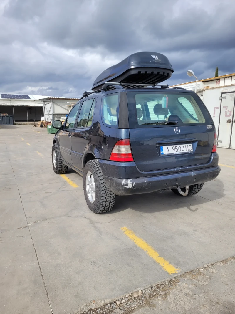 Mercedes-Benz ML 270, снимка 5 - Автомобили и джипове - 52723718