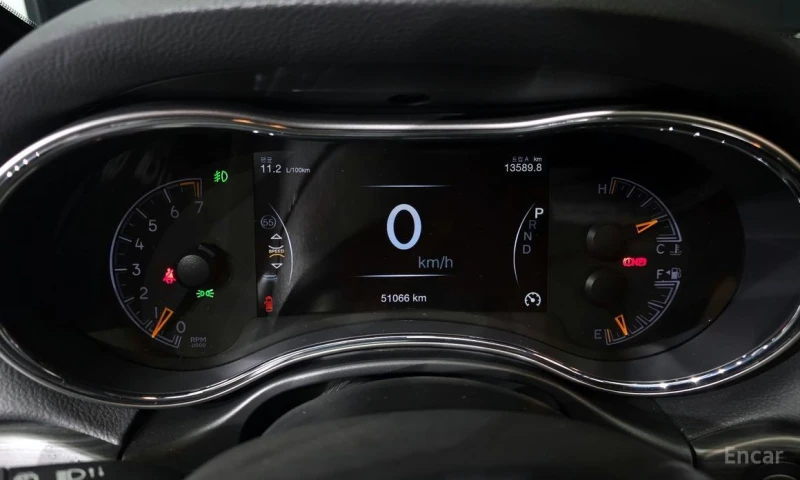 Jeep Grand cherokee, снимка 8 - Автомобили и джипове - 52928109