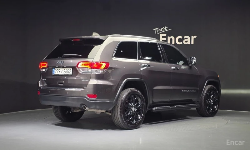 Jeep Grand cherokee, снимка 2 - Автомобили и джипове - 52928109