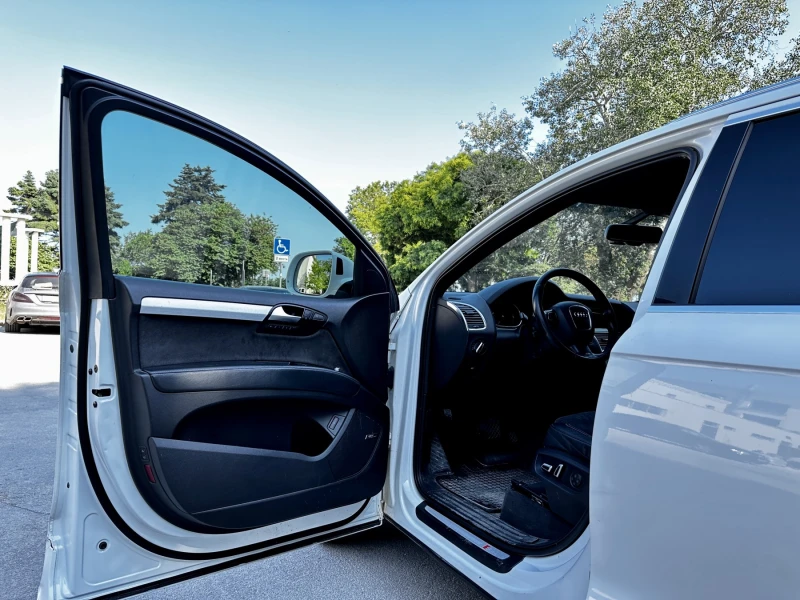 Audi Q7 S-Line, снимка 6 - Автомобили и джипове - 53009579