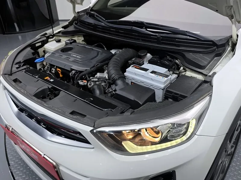 Kia Stonic, снимка 5 - Автомобили и джипове - 55323394