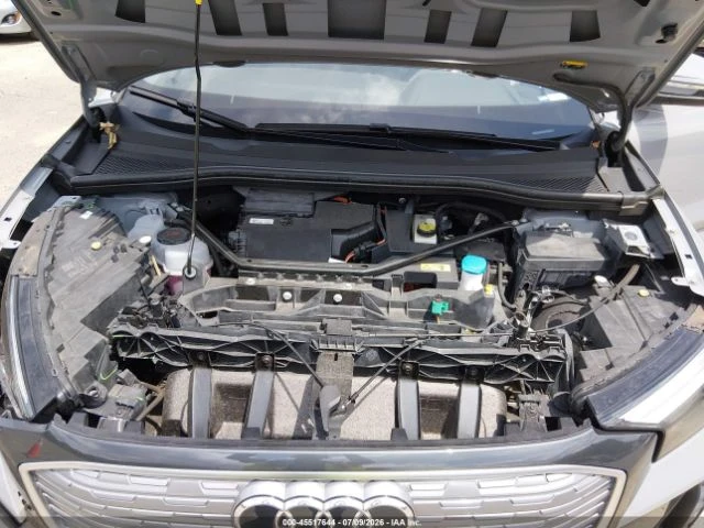 Audi Q4 | 82 kWh | 485 км капацитет | PREMIUM PLUS 50 QUAT, снимка 12 - Автомобили и джипове - 55323517