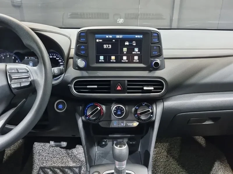Hyundai Kona 1.6 - САМО 30% АВАНС, снимка 11 - Автомобили и джипове - 56305027