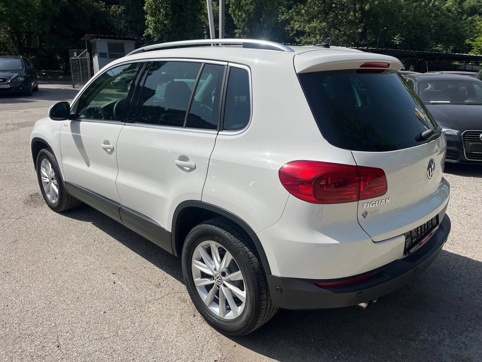 VW Tiguan 2.0 TSI 4x4 DSG Sport&Style - изображение 4