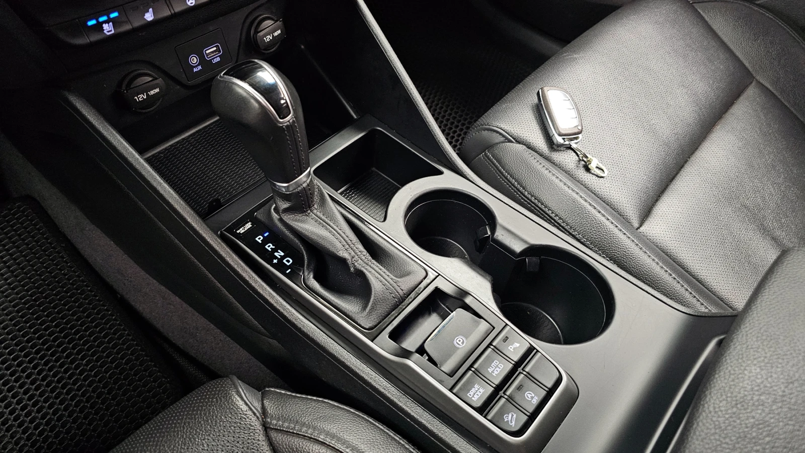 Hyundai Tucson 2.0 2WD PREMIUM | Mobile.bg   9