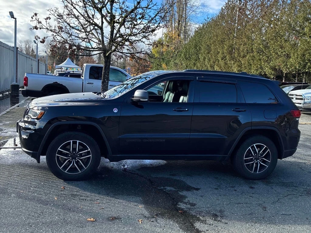 Jeep Grand cherokee 2019 Trailhawk * CARFAX * Цена до България - изображение 3